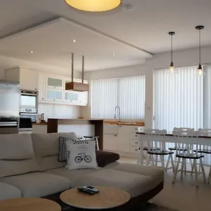 The 3 Apartment Ghaxaq